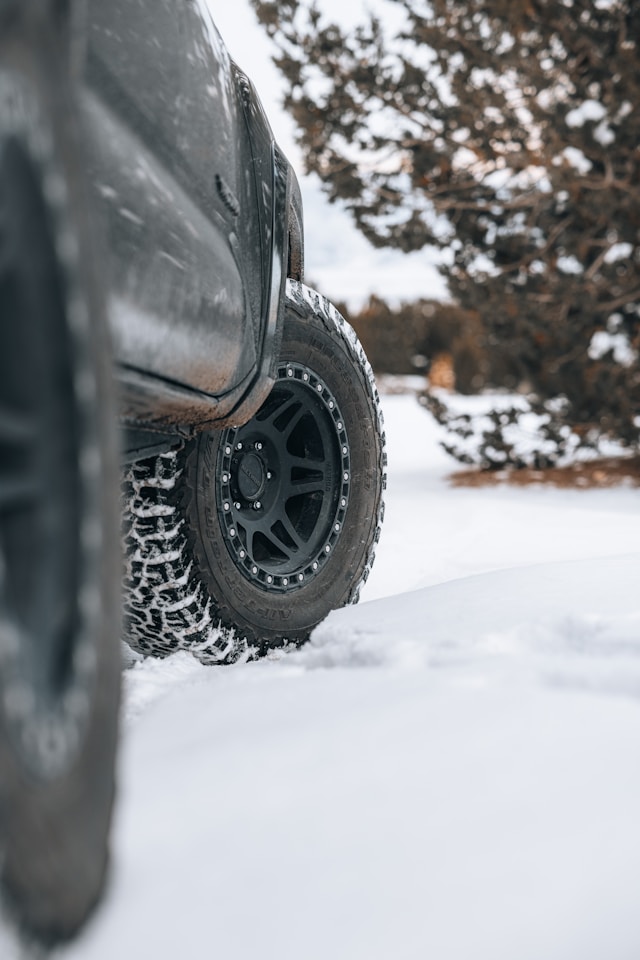 isaac-mitchell-TXsIul1J00k-unsplash